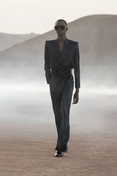 Look 34